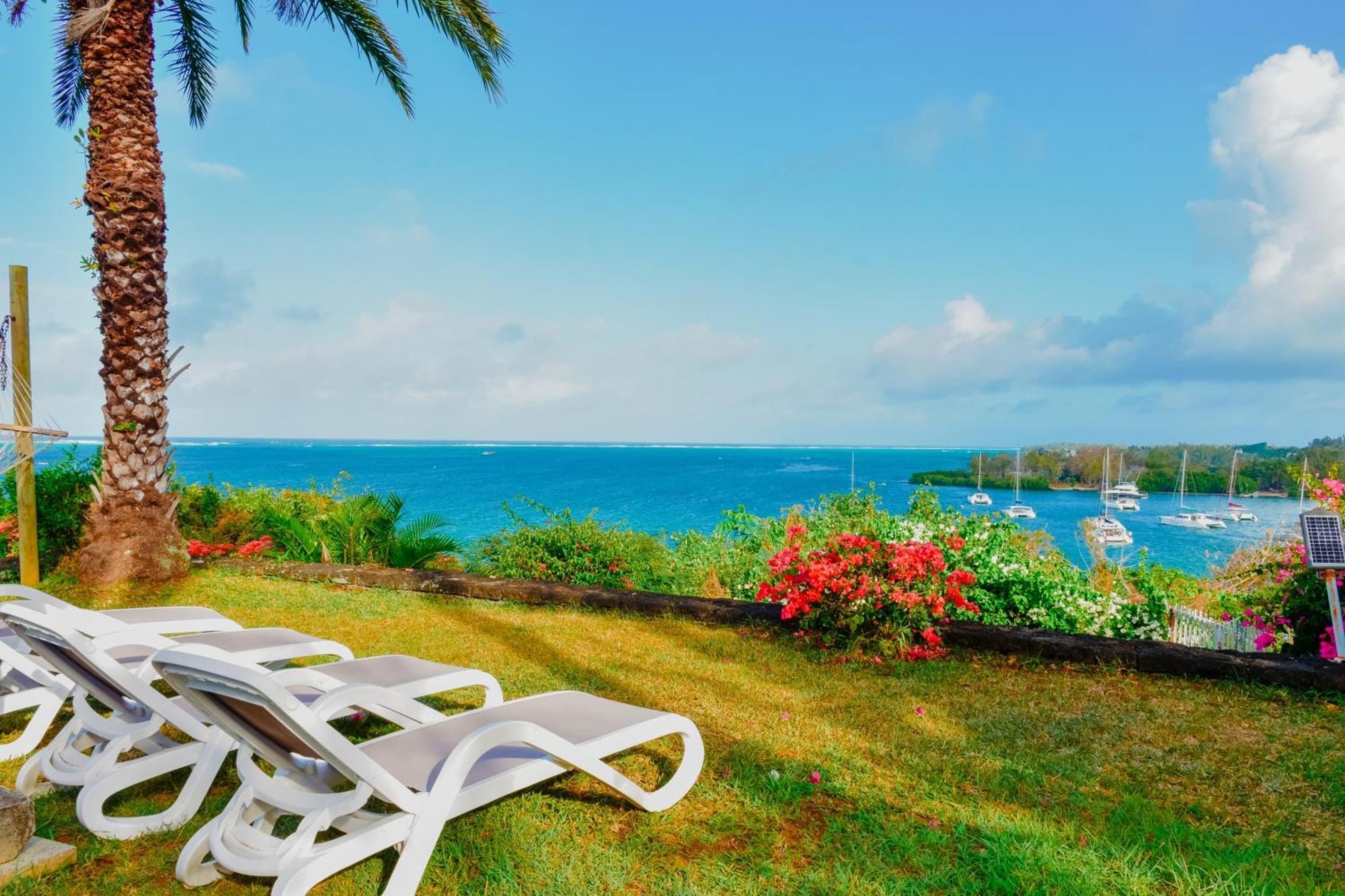 Boutique Villa On The Rocks With Stunning Sea Views, Infinity Pool & Private Sea Тру д'О Дус Экстерьер фото