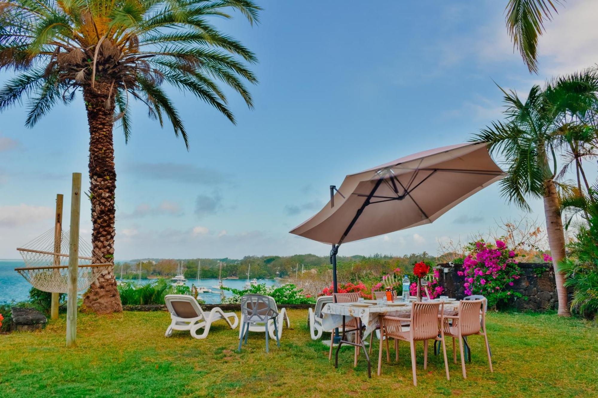 Boutique Villa On The Rocks With Stunning Sea Views, Infinity Pool & Private Sea Тру д'О Дус Экстерьер фото