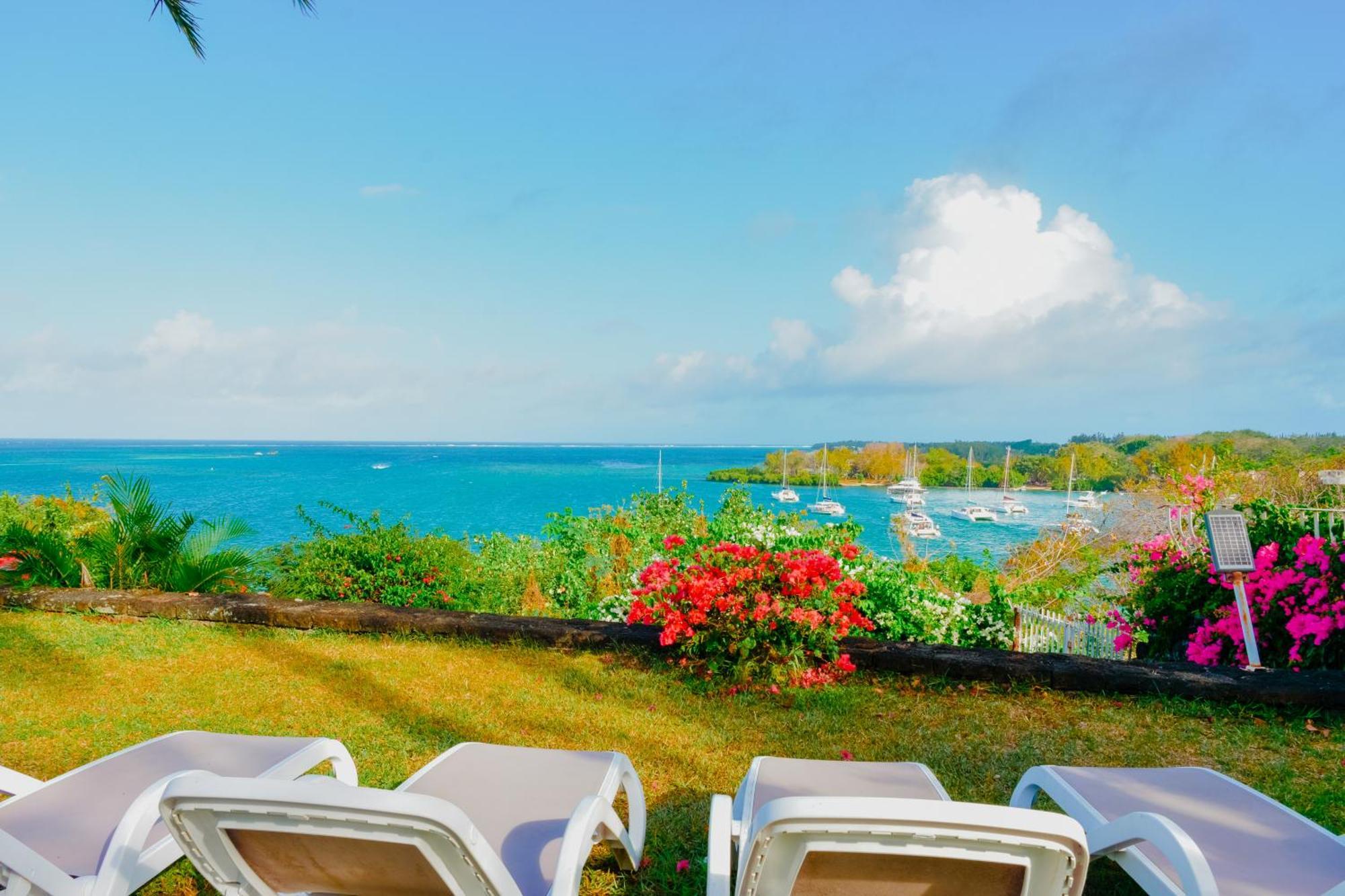 Boutique Villa On The Rocks With Stunning Sea Views, Infinity Pool & Private Sea Тру д'О Дус Экстерьер фото
